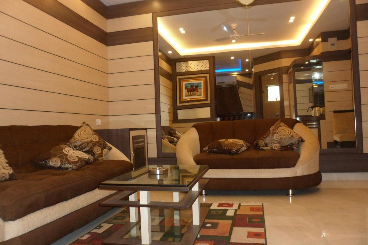 Hotel Esteem Καλκούτα Εξωτερικό φωτογραφία